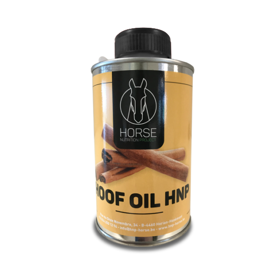 Hoof oil est un produit de soin pour sabot de la marque HNP-Horse Nutrition Project
